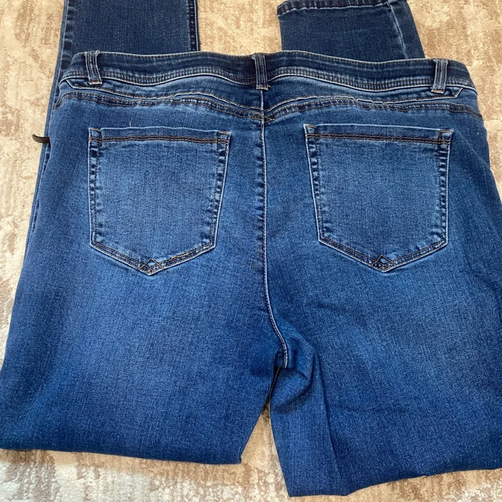 Jeans - Picture 4 of 6